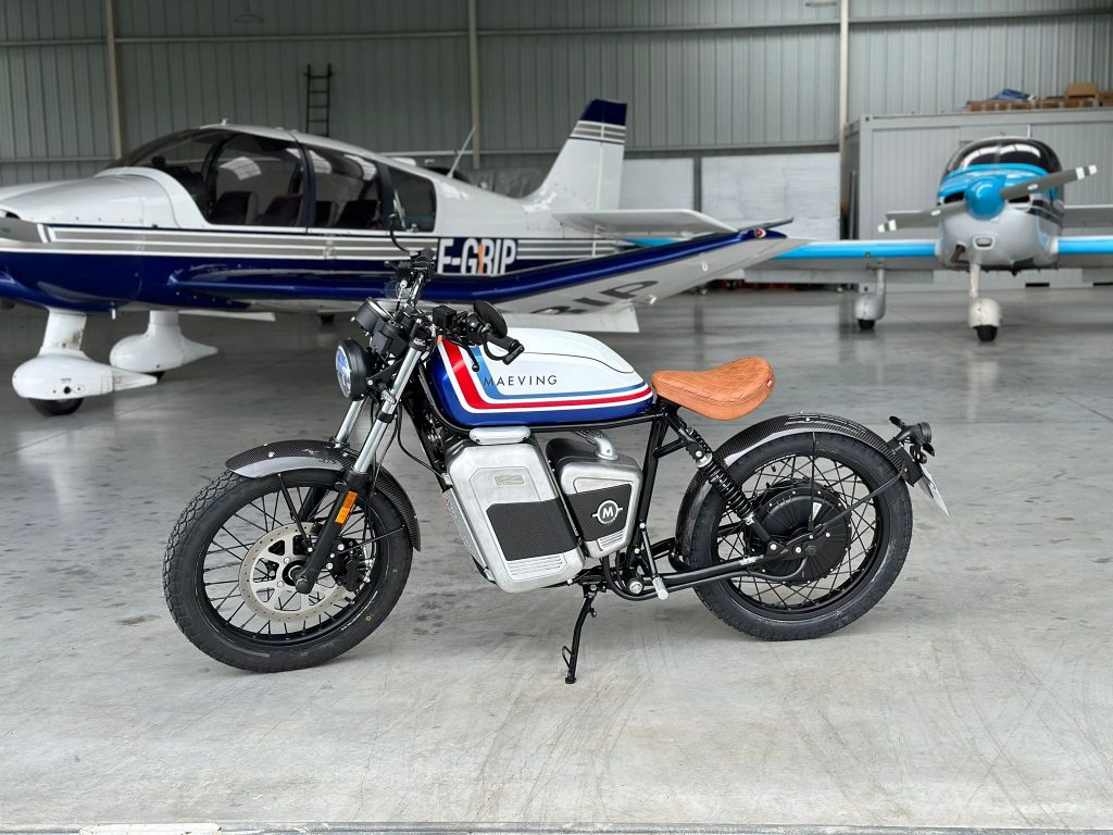 Moto electrique maeving